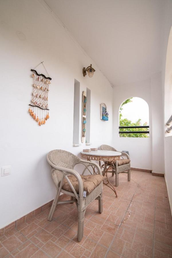 Just Near The Beach! Vintage Big Lovely House *